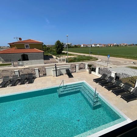 Vila Softic Amra Umag Exteriér fotografie