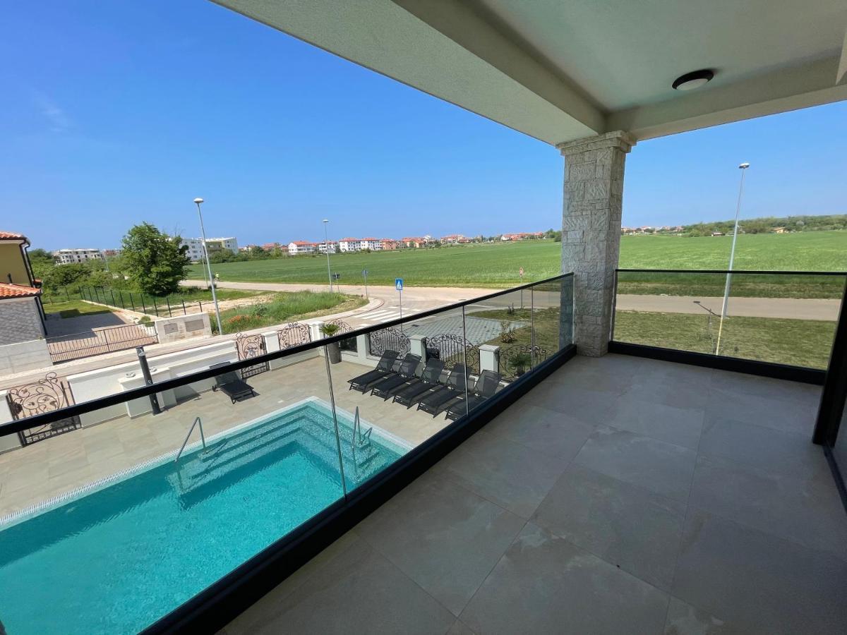 Vila Softic Amra Umag Exteriér fotografie