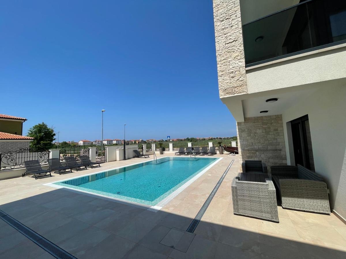 Vila Softic Amra Umag Exteriér fotografie
